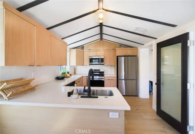 7867 Rim Canyon Road, Sunland, CA 91040