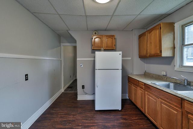 230 N NAGLE ST, Allentown, PA 18102