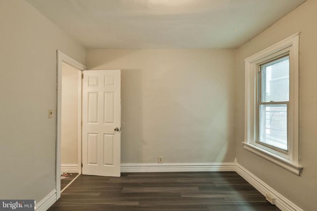 230 N NAGLE ST, Allentown, PA 18102