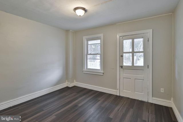 230 N NAGLE ST, Allentown, PA 18102