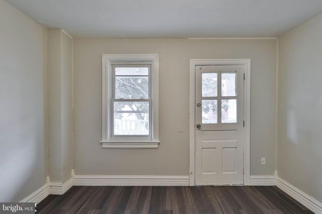230 N NAGLE ST, Allentown, PA 18102