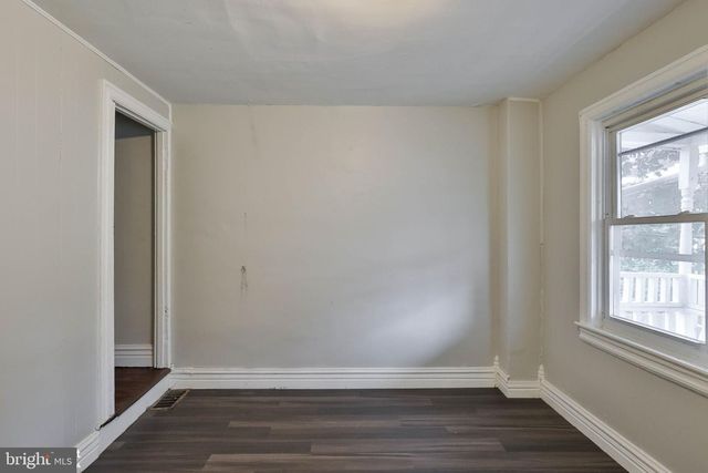 230 N NAGLE ST, Allentown, PA 18102