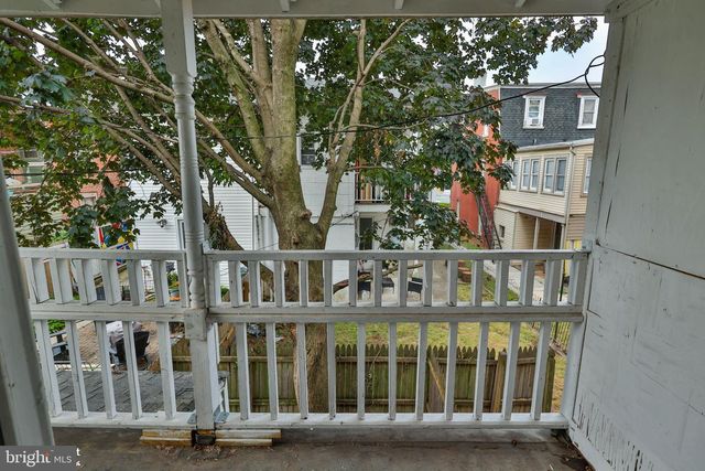 230 N NAGLE ST, Allentown, PA 18102