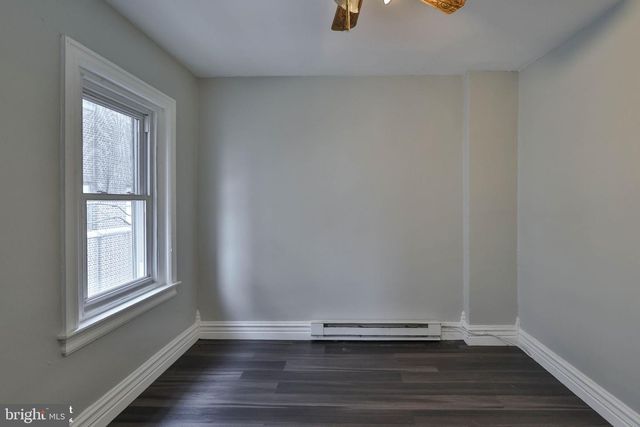 230 N NAGLE ST, Allentown, PA 18102