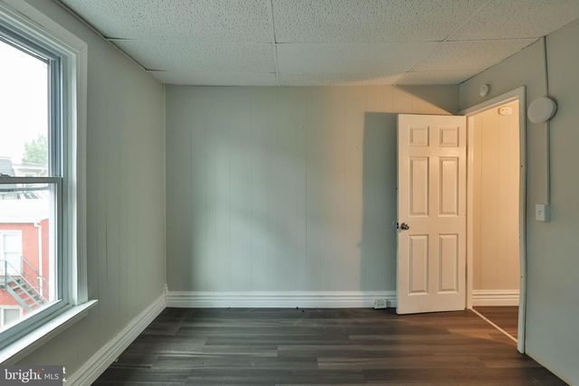 230 N NAGLE ST, Allentown, PA 18102