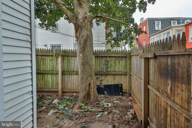 230 N NAGLE ST, Allentown, PA 18102