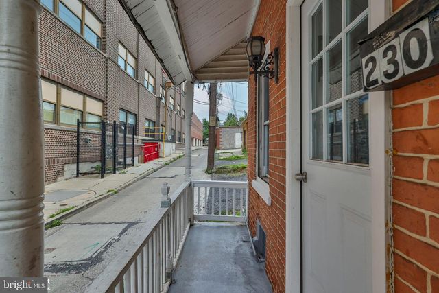 230 N NAGLE ST, Allentown, PA 18102