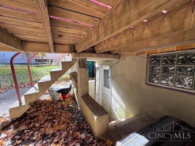 1228 Fairbanks Avenue, Cincinnati, OH 45205