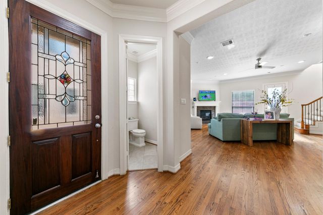 2922 Royal Oaks Crest, Houston, TX 77082