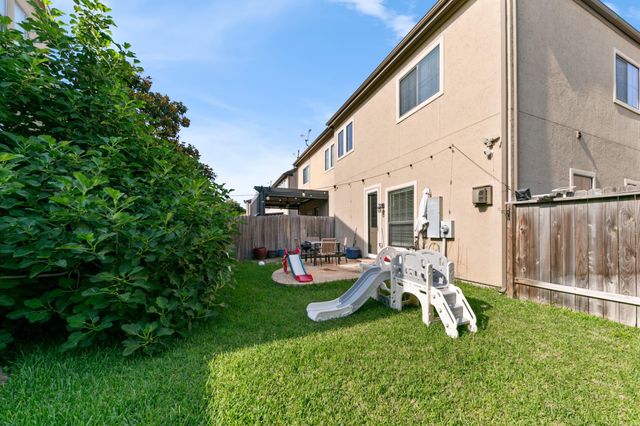 2922 Royal Oaks Crest, Houston, TX 77082