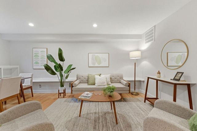 36 Worcester Sq 1, Boston, MA 02118