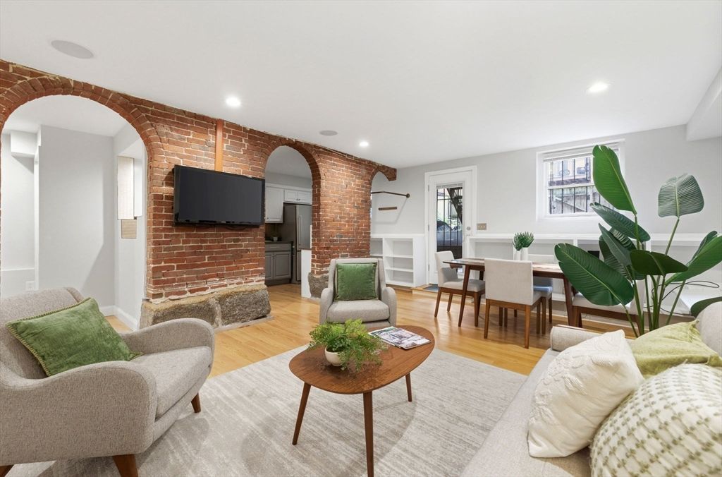 36 Worcester Sq 1, Boston, MA 02118