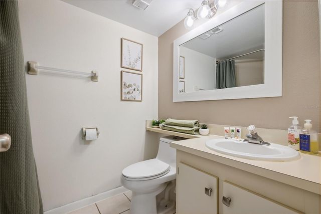 3806 SOUTHPOINTE DRIVE L4, Orlando, FL 32822