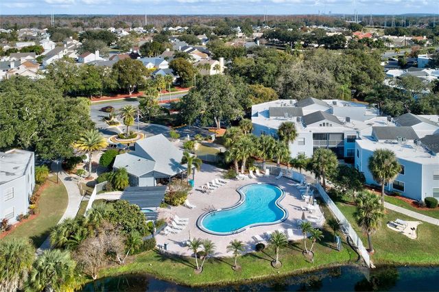 3806 SOUTHPOINTE DRIVE L4, Orlando, FL 32822