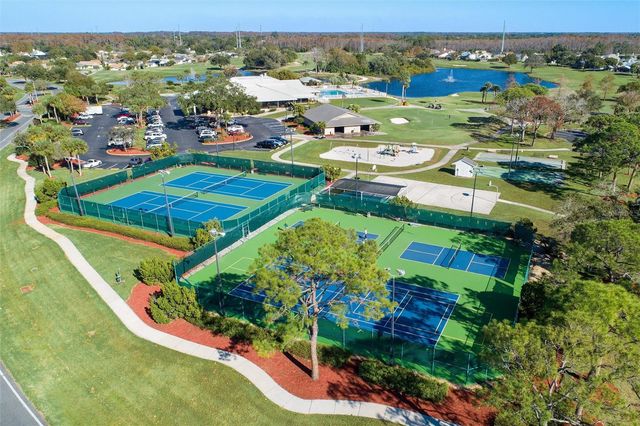 3806 SOUTHPOINTE DRIVE L4, Orlando, FL 32822
