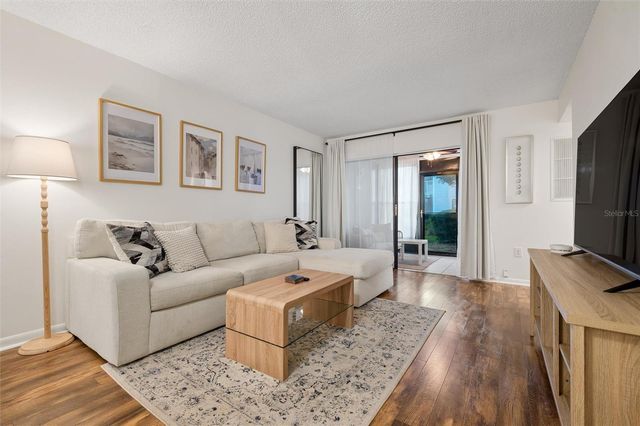 3806 SOUTHPOINTE DRIVE L4, Orlando, FL 32822
