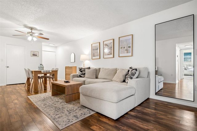 3806 SOUTHPOINTE DRIVE L4, Orlando, FL 32822