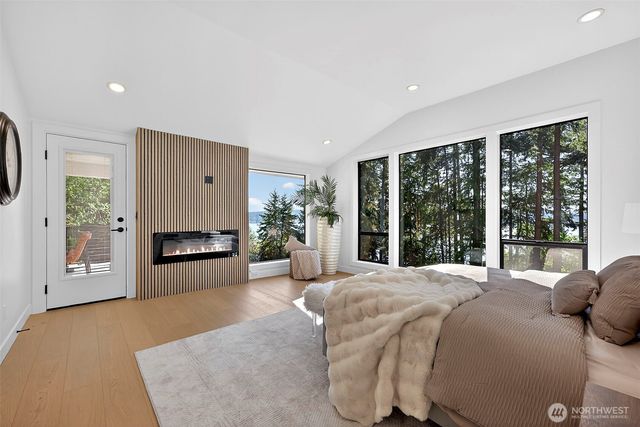 111 Point Fosdick Circle NW, Gig Harbor, WA 98335
