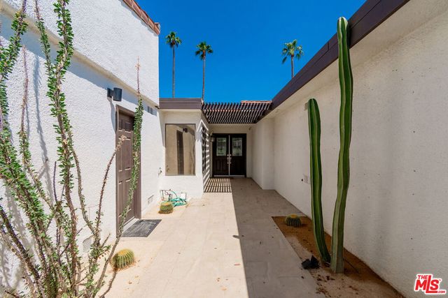 109 Torremolinos Drive, Rancho Mirage, CA 92270