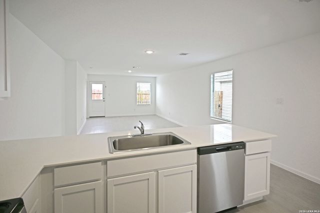 14609 MUDSTONE PL, Elmendorf, TX 78112