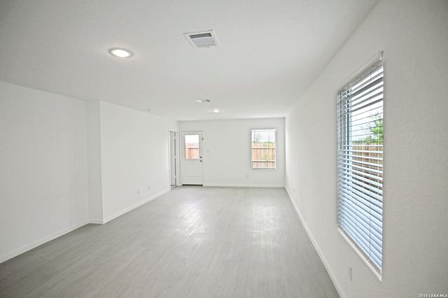 14609 MUDSTONE PL, Elmendorf, TX 78112