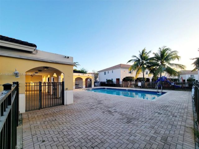 17339 NW 7th Ave 504, Miami Gardens, FL 33169