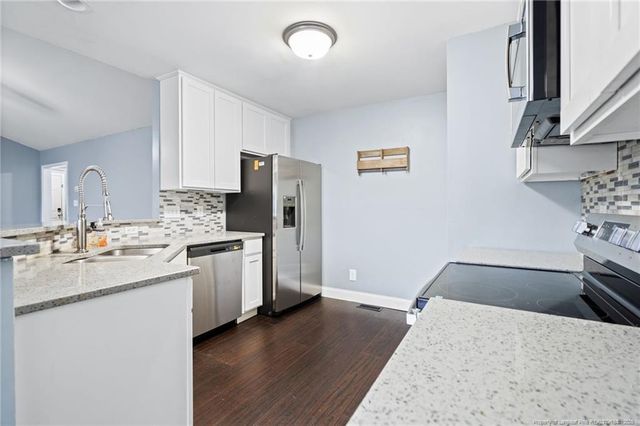 4225 Redmill Lane, Hope Mills, NC 28348