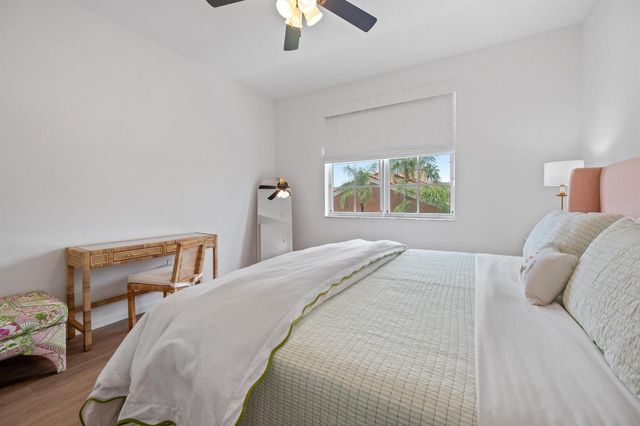 11740 St Andrews Place 304, Wellington, FL 33414