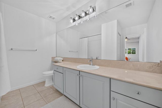 11740 St Andrews Place 304, Wellington, FL 33414