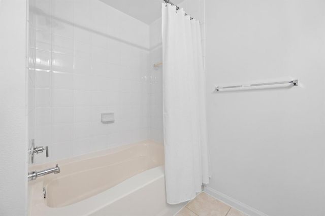 11740 St Andrews Place 304, Wellington, FL 33414