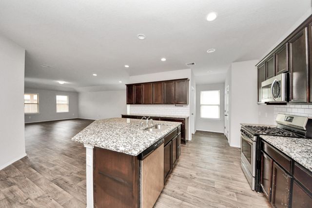 8302 Rose Petals Lane, Rosharon, TX 77583