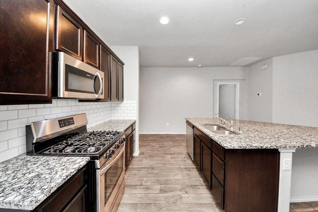 8302 Rose Petals Lane, Rosharon, TX 77583