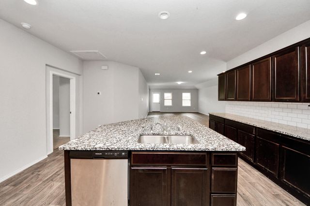 8302 Rose Petals Lane, Rosharon, TX 77583