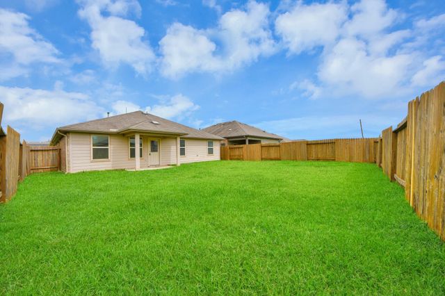 8302 Rose Petals Lane, Rosharon, TX 77583