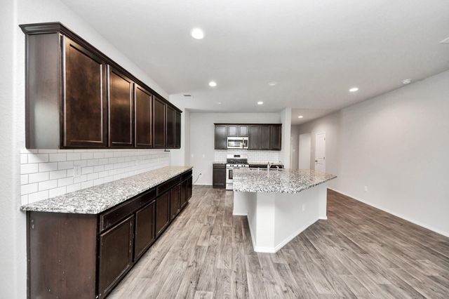 8302 Rose Petals Lane, Rosharon, TX 77583