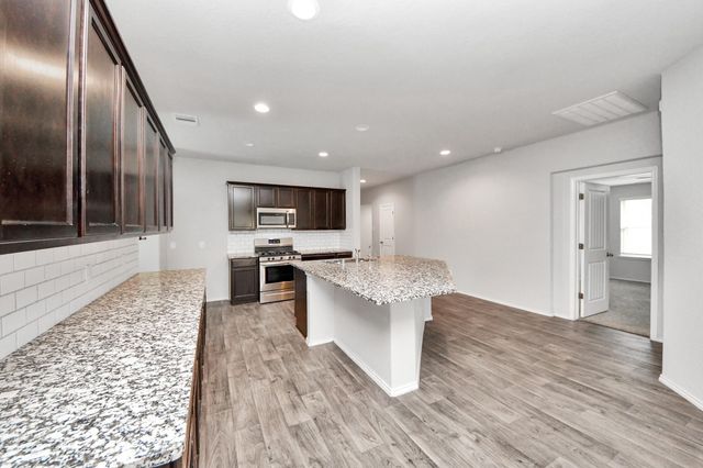 8302 Rose Petals Lane, Rosharon, TX 77583