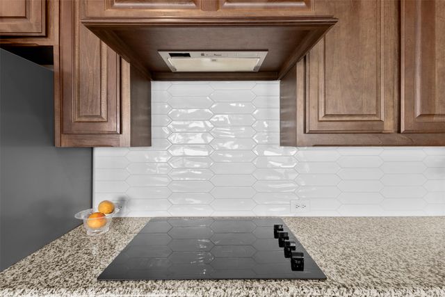 221 Prairie Dog Drive, Godley, TX 76044