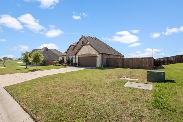221 Prairie Dog Drive, Godley, TX 76044