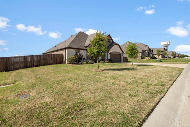 221 Prairie Dog Drive, Godley, TX 76044
