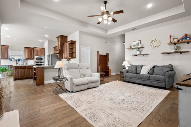 221 Prairie Dog Drive, Godley, TX 76044