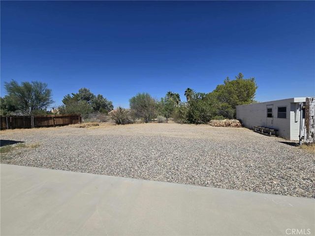 1901 Vineyard, Barstow, CA 92311