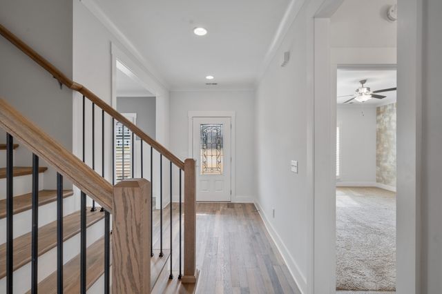 2807 Ella Louise Ln, Murfreesboro, TN 37130