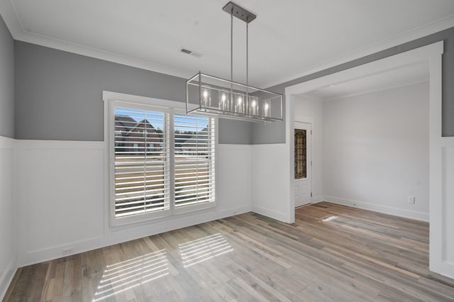 2807 Ella Louise Ln, Murfreesboro, TN 37130