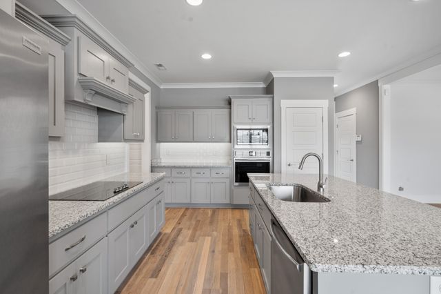 2807 Ella Louise Ln, Murfreesboro, TN 37130