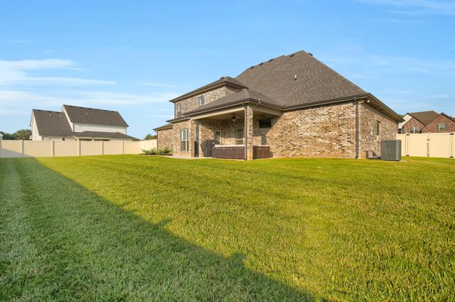 2807 Ella Louise Ln, Murfreesboro, TN 37130