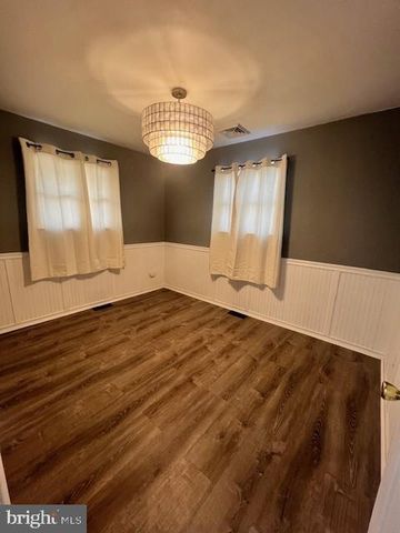 342 CRESSMONT AVE, Blackwood, NJ 08012