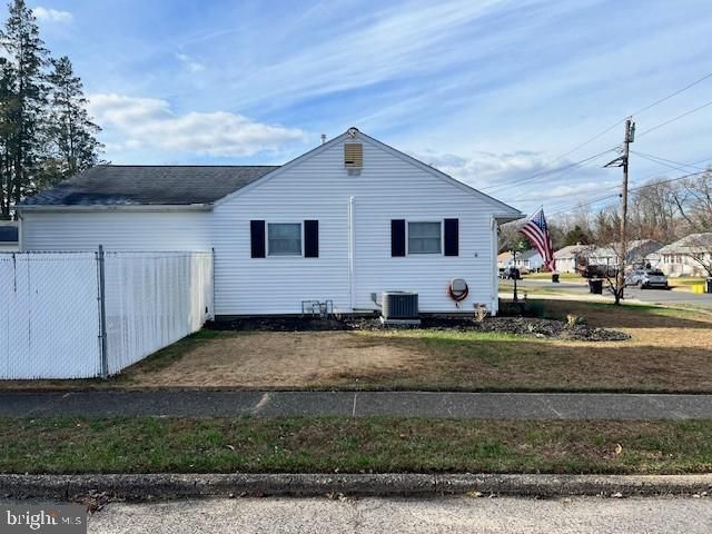 342 CRESSMONT AVE, Blackwood, NJ 08012