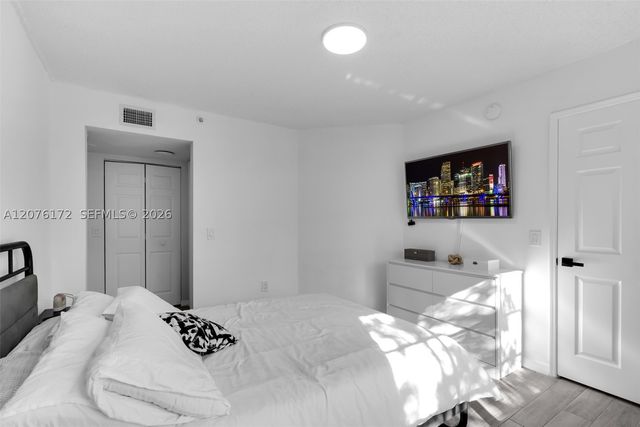 2457 Centergate Dr 306, Miramar, FL 33025