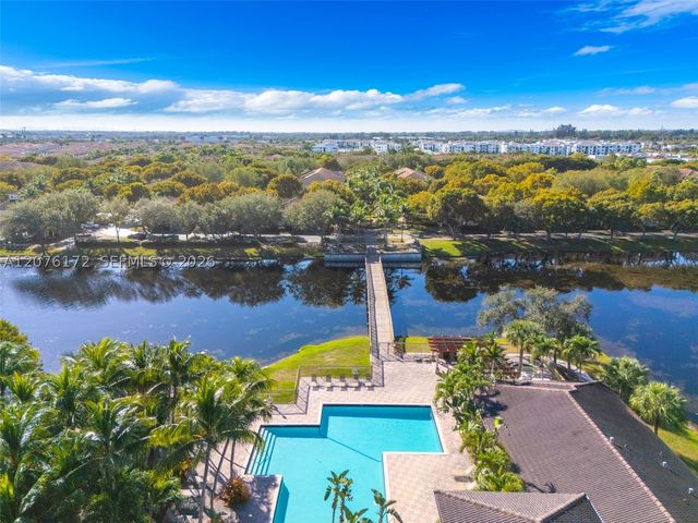 2457 Centergate Dr 306, Miramar, FL 33025