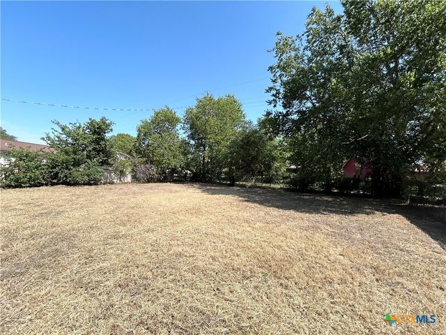 1003 Magnolia Street, Belton, TX 76513